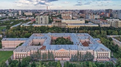 "Túl sok tiszt": hogyan rombolták le Oroszország felsőfokú katonai oktatását