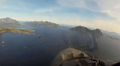 F-16 Fuerza aérea noruega durante los ejercicios en lugar de un objetivo disparado contra la torre de observación