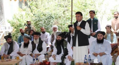 Talibã busca financiamento: líderes talibãs se reúnem com o ex-ministro das finanças afegão em Cabul