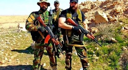 Forças especiais sírias, forças iranianas e as forças aeroespaciais russas cercaram o Estado Islâmico