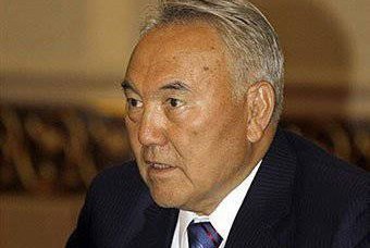 Astana, Avrasya Birliği'nin başkenti olmalı: Nazarbayev’in Putin’e cevabı