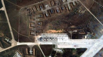अमेरिकी कंपनी Planet.Labs का दावा है कि प्रस्तुत उपग्रह चित्र नोवोफ़ेडोरोव्का में हवाई क्षेत्र में विस्फोटों के परिणाम दिखाते हैं