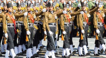 남부군관구의 동력소총부대가 합동연습을 위해 인도에 파견됩니다.
