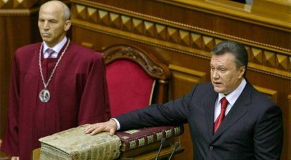 Янукович намерен вернуться на Украину