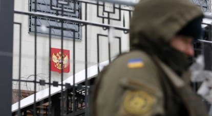 Полиция на Украине не допускает россиян на избирательные участки