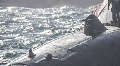Обсуждается объект в носовой части британской субмарины класса "Трафальгар"