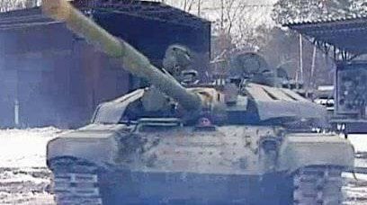 在基辅，创建了T-72的新修改
