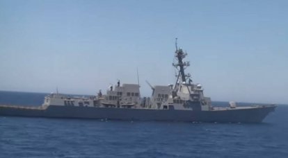 ABD Donanması destroyerinin önderlik ettiği bir grup NATO gemisi Baltık Denizi'ne girdi.