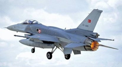 В Турции разбился истребитель F-16