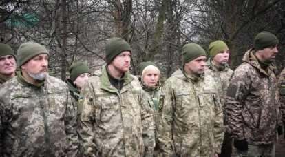 Donbass에서 군사 결정을 준비하려면 : 우크라이나 국가 안보 및 국방 협의회 차관의 계시