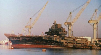 Черноморский судостроительный завод: ТАКР «Варяг». Консервация и продажа