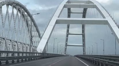 Krimin sillan kunnostettu autoosa on jälleen avoinna liikenteelle