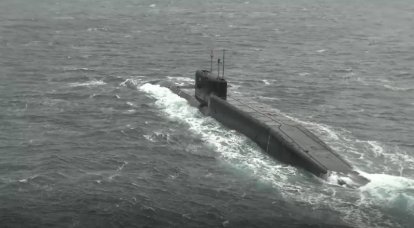 국방부는 프로젝트 667BDRM의 툴라 잠수함 미사일 항모의 시네바 탄도 미사일 발사 영상을 보여주었다.