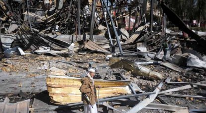 मीडिया: यमन में दुर्घटनाग्रस्त हुआ यूएई का विमान अल-कायदा के आतंकवादियों द्वारा गिराया गया हो सकता है