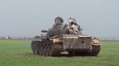 Gezeigt wird ein Video eines „Treffens“ eines SAA-Panzers und eines türkischen Panzerfahrzeugs im Raum Nairaba
