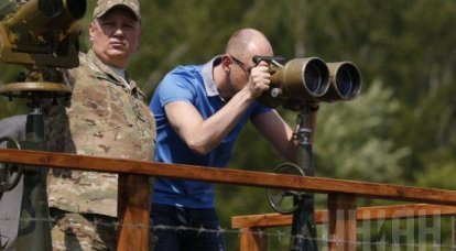 Yatsenyuk은 "유럽 샤프트"를 검사하고 2018이 끝나기 전에 국경이 장착 될 것이라고 말했습니다.