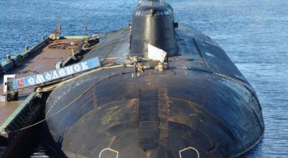 Das Atom-U-Boot Smolensk hat mit einer Marschflugkörper erfolgreich ein Küstenziel getroffen