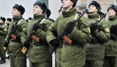カラシニコフ襲撃小銃の拒否 - 愚かな憶測、国防大臣は述べた