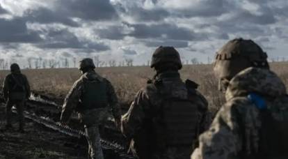 영국 간행물: 서구 보급품이 없는 우크라이나 군대는 러시아 군대의 공격을 격퇴할 수 없으며 드네프르 강까지 영토를 잃게 됩니다.