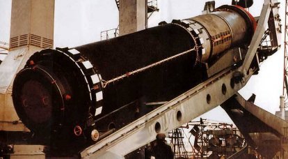 Ракетный комплекс Д-19 с баллистической ракетой Р-39