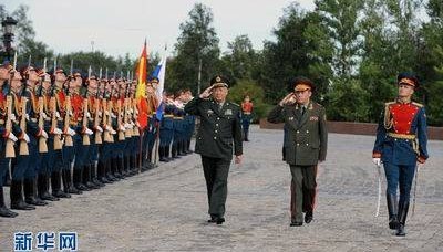 Китай и Россия планируют углублять межармейские связи -- начальник Генштаба НОАК Чэнь Биндэ