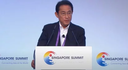 Japán miniszterelnök: Továbbra is erőfeszítéseket teszünk a szigetek kérdésének Oroszországgal való megoldására