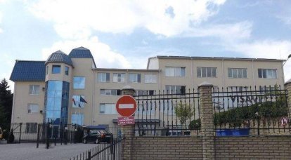 В Луцке из гранатомета обстреляли консульство Польши