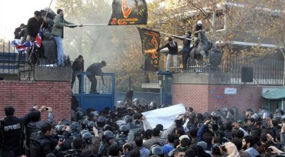 Удар по Ирану: расчёт на безумие
