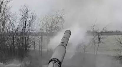स्रोत: उत्तरी सैन्य जिले में रूसी टैंकों द्वारा इनवार-एम1 मिसाइलों के उपयोग से यूक्रेन के सशस्त्र बलों के सभी बख्तरबंद वाहनों को नष्ट करना संभव हो जाता है।