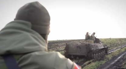 우크라이나 장갑차는 Ataka 미사일에 의해 Maryinka 근처에서 파괴되었습니다.