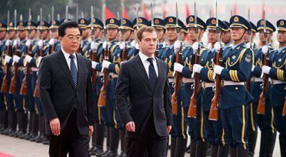 Coopération militaro-technique de la Fédération de Russie et de la République populaire de Chine: réalités et perspectives