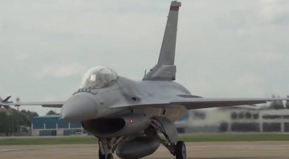 На Тайване приостановили полёты F-16 после падения в море модернизированного истребителя