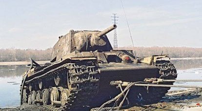 Военнослужащие «выловили» в Неве танк КВ-1