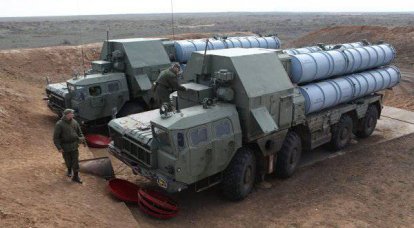 중앙 군사 지구의 대공 사기는 Astrakhan 지역에서 전술 훈련을 실시합니다.