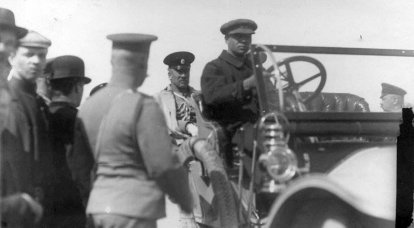 Überprüfung der Militärlastwagen nach der Kundgebung. 28 Juli 1911 St. Petersburg