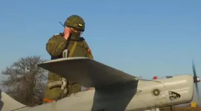 एस्टोनियाई रक्षा संघ के चीफ ऑफ स्टाफ: ड्रोन हमले अब यूक्रेन का "एकाधिकार" नहीं हैं