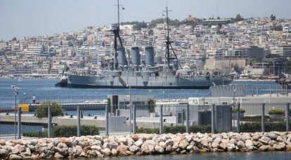 Броненосный крейсер ВМС Греции "Георгиос Авероф" завершил ремонт