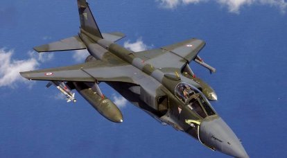 La Francia intende dare all'India 31 caccia-bombardiere Jaguar