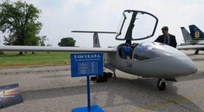 이탈리아 공군 비행시험센터, 신형 T-344 VESPA 훈련기 선보여