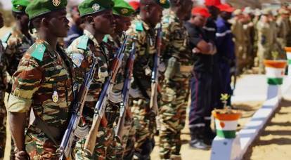 Африканский телеканал: В Нигер прибыли 100 военных инструкторов из России и приобретённая у нашей страны военная техника
