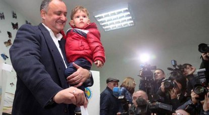 Лидер социалистов Игорь Додон побеждает во 2-м туре президентских выборов в Молдавии