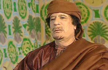 Los hijos de Gadafi proponen sacar a su padre del poder.