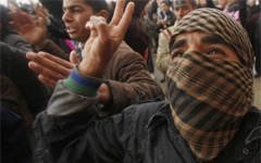 Las “revoluciones” árabes muestran que hay un “levantamiento de élites” en el mundo