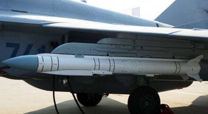 Rus şok uçağı 9-A-7759 Thunder planlama bombaları alacak
