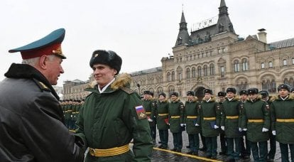 Вместо пяти – четыре. МО РФ на год сократило программу подготовки пехотных офицеров