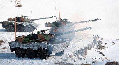 Élimination gratuite: chars à roues français AMX-10RC pour l'Ukraine