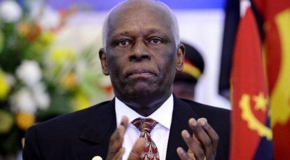 Qui viendra pour le "grand-père" des âmes Santos? L'Angola attend le changement de régime
