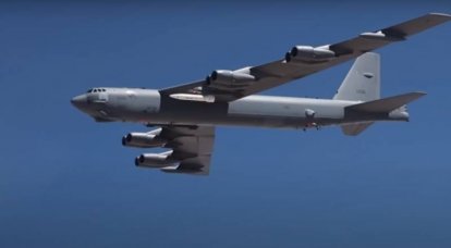 De vertegenwoordiger van de Amerikaanse luchtmacht gaf geen antwoord op de vraag van de journalist over hoe succesvol de volgende vliegproeven met hypersonische wapens waren.