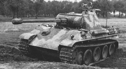 제 2 차 세계 대전 당시 독일의 장갑 차량. 중간 탱크 Pz Kpfw V "팬더"(Sd Kfz 171)