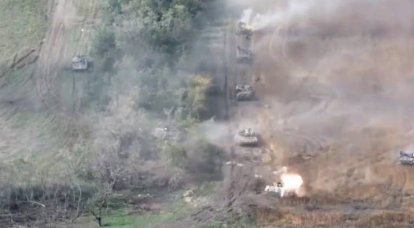 यूक्रेन के सशस्त्र बलों के दो दर्जन बख्तरबंद वाहनों के साथ T-72B3 टैंक की लड़ाई का एक संग्रह वीडियो दिखाई दिया